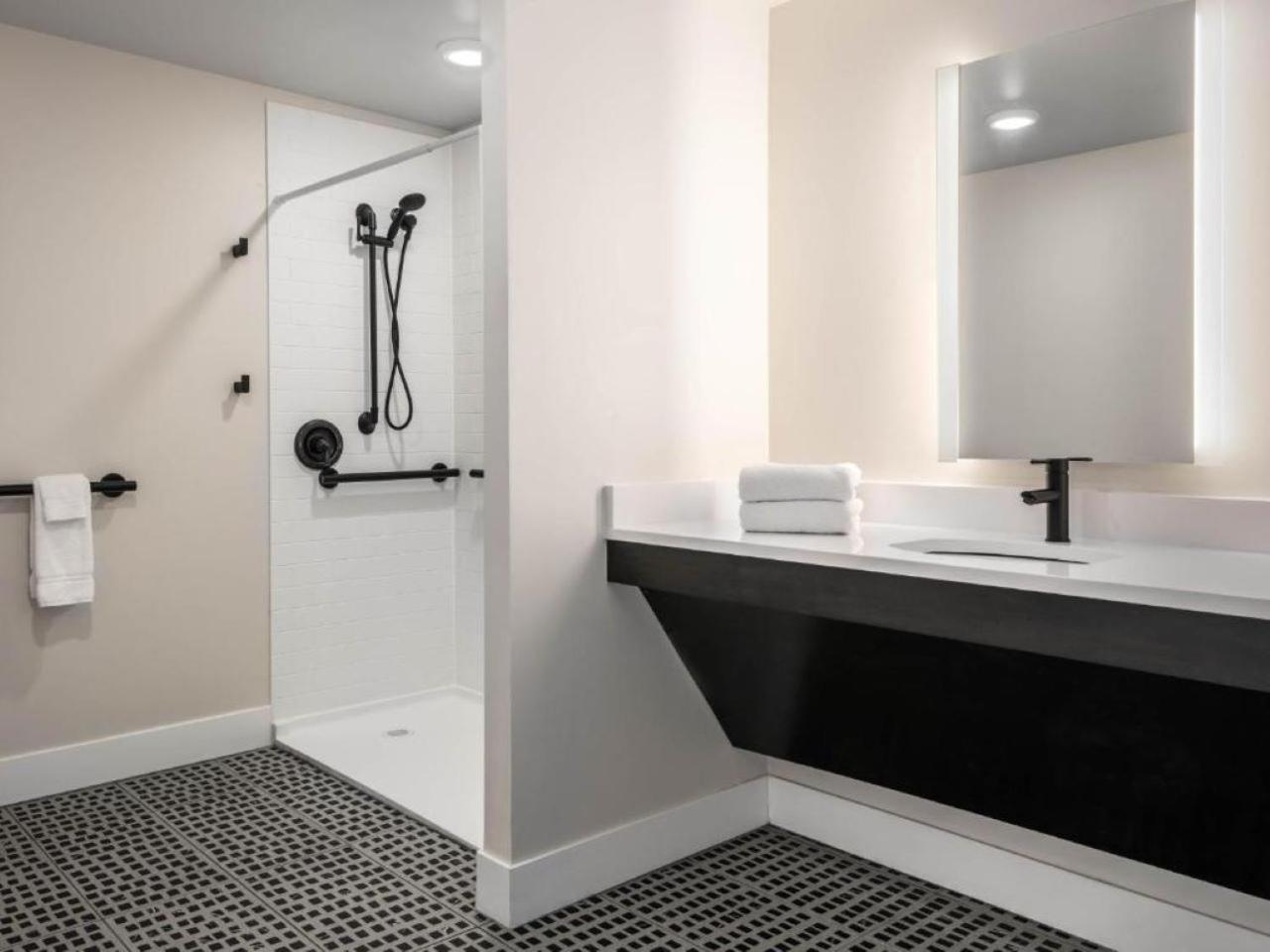 Holiday Inn Express St. Louis Central West End By Ihg Εξωτερικό φωτογραφία