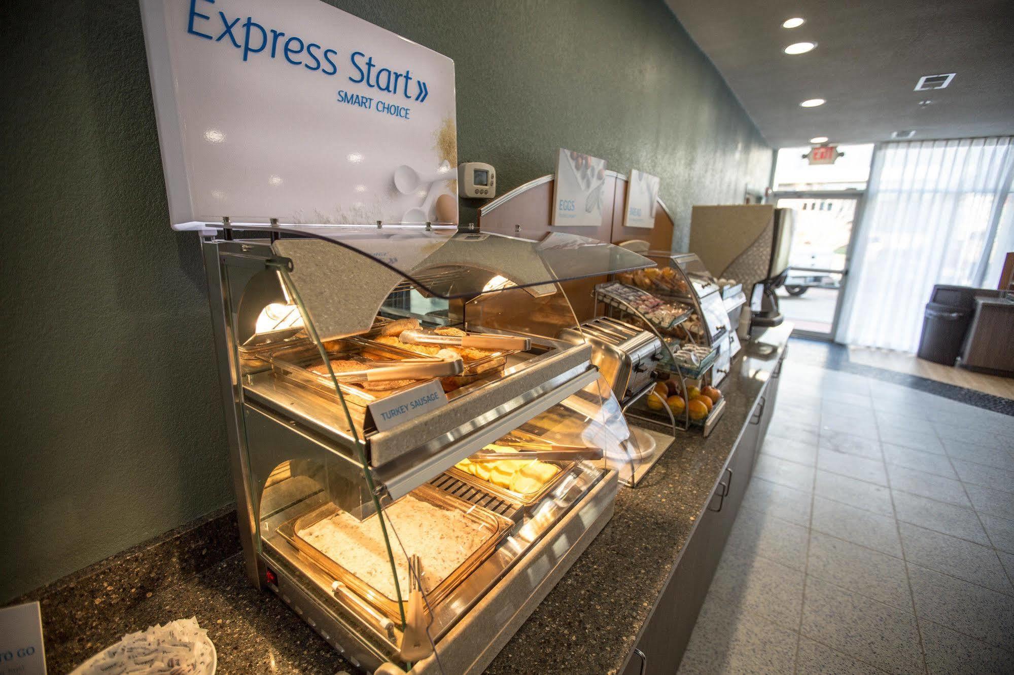Holiday Inn Express St. Louis Central West End By Ihg Εξωτερικό φωτογραφία